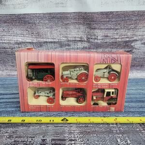 Vtg Ertl 1/64 International Harvester Historical tractor 6pc set diecast/plastic